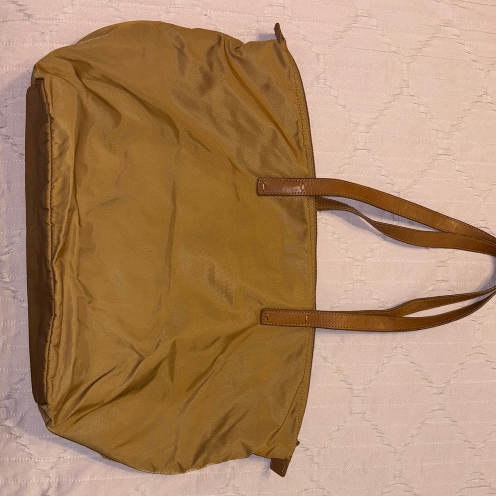 Everlane Stylish Tan Nylon Tote Bag, Used Condition